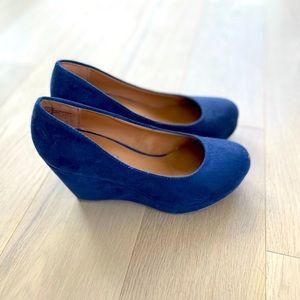 Nine West: Kiss Him Blue Suede Wedges Size 5